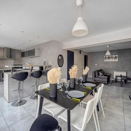 La Chalaronne - Appartement Au Coeur De La Cite Medievale Châtillon-sur-Chalaronne Exterior photo